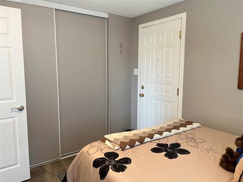












38 Goldfinch Crescent

,
Brandon,




Manitoba
R7C1B2

