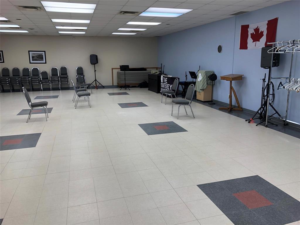 












38 Goldfinch Crescent

,
Brandon,




Manitoba
R7C1B2

