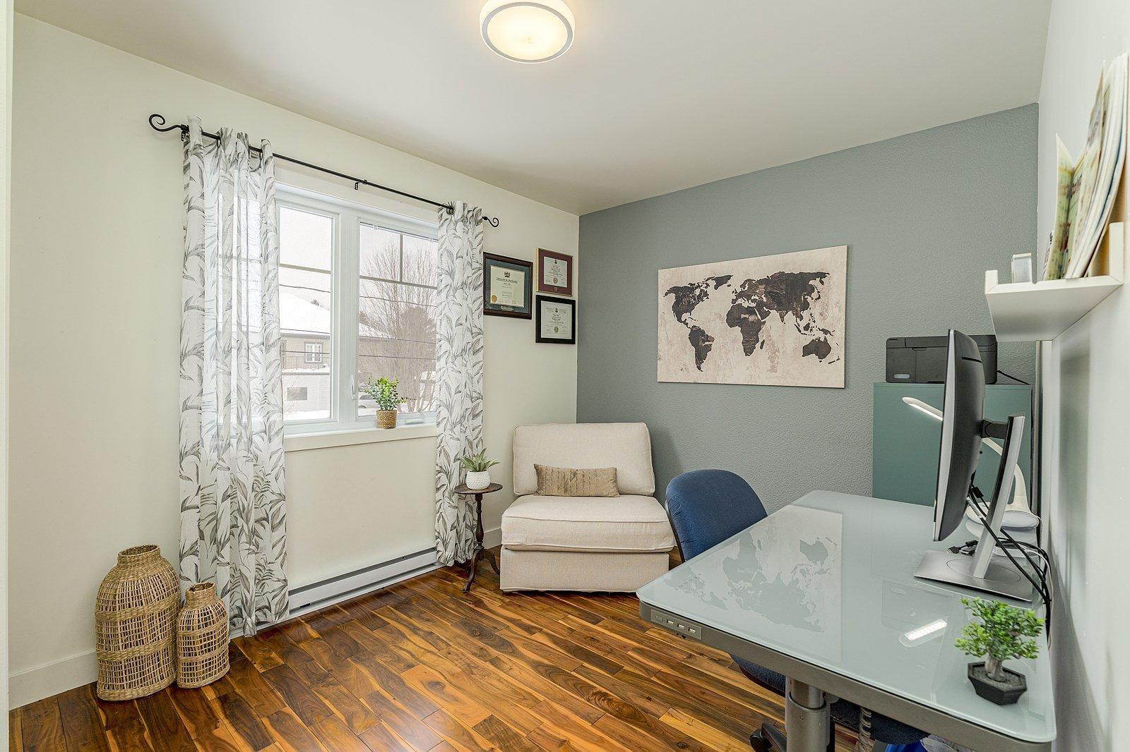 









852


Rue Albert-Charpentier

,
Sherbrooke (Les Nations),




QC
J1L0E3


