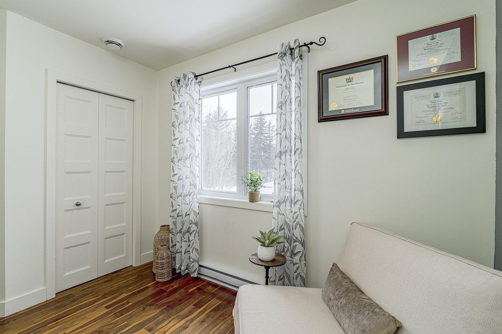 









852


Rue Albert-Charpentier

,
Sherbrooke (Les Nations),




QC
J1L0E3

