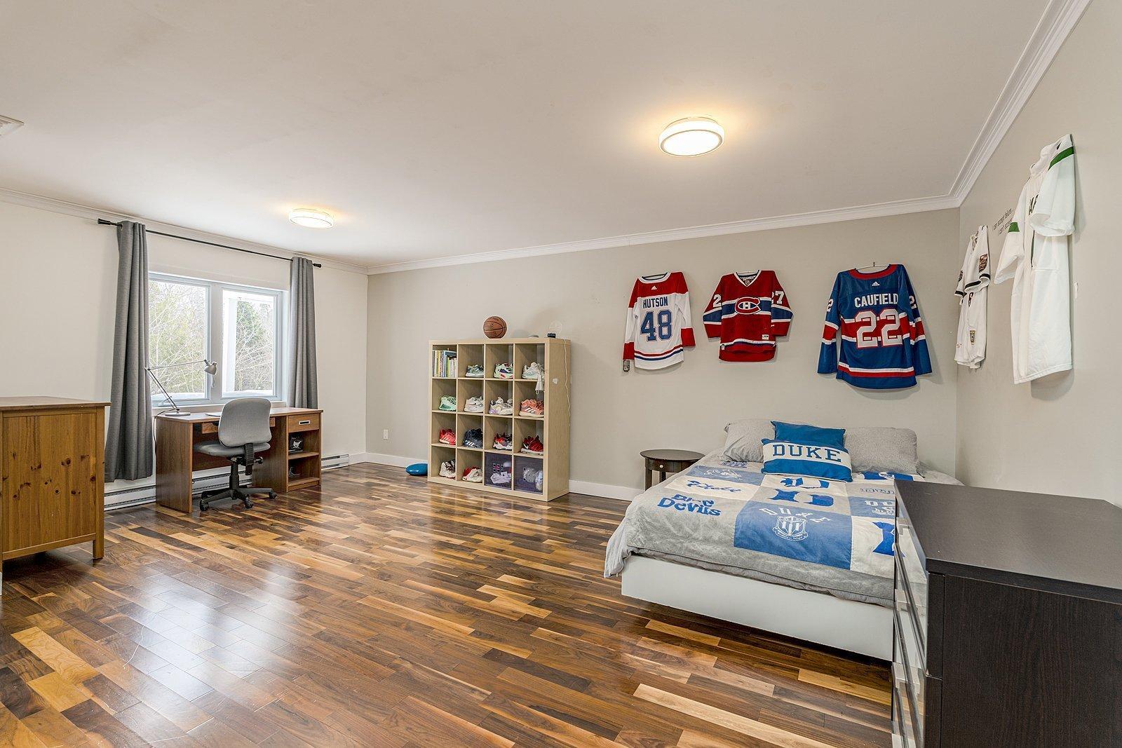 









852


Rue Albert-Charpentier

,
Sherbrooke (Les Nations),




QC
J1L0E3

