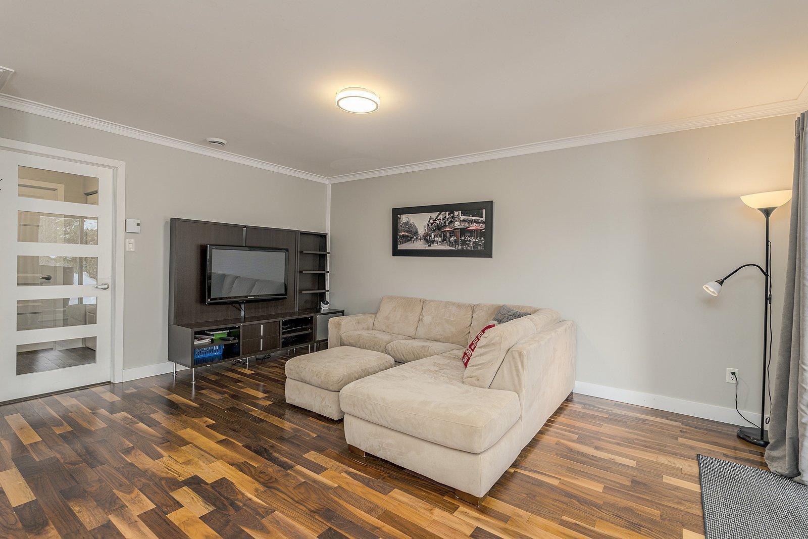 









852


Rue Albert-Charpentier

,
Sherbrooke (Les Nations),




QC
J1L0E3

