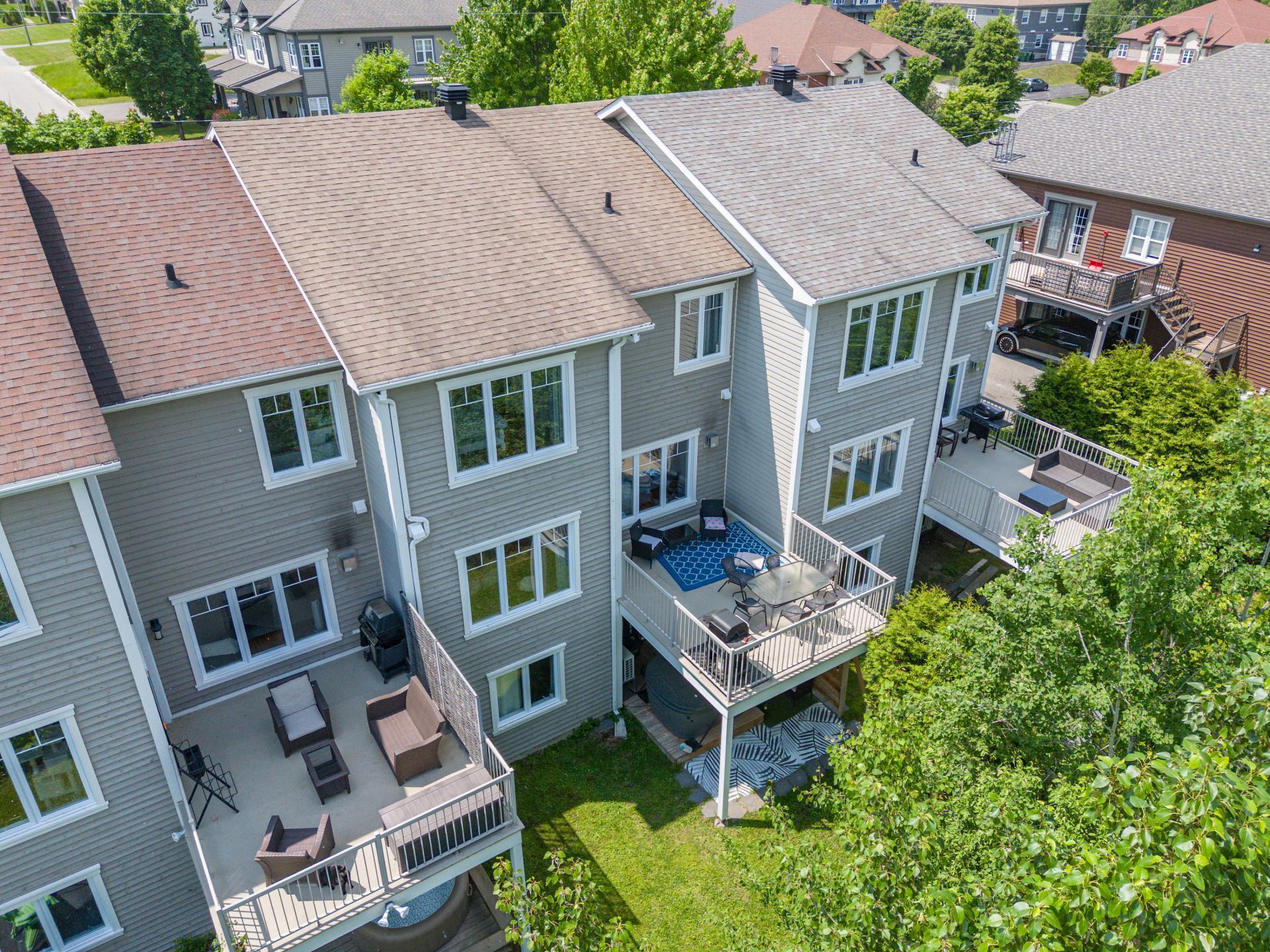 









852


Rue Albert-Charpentier

,
Sherbrooke (Les Nations),




QC
J1L0E3

