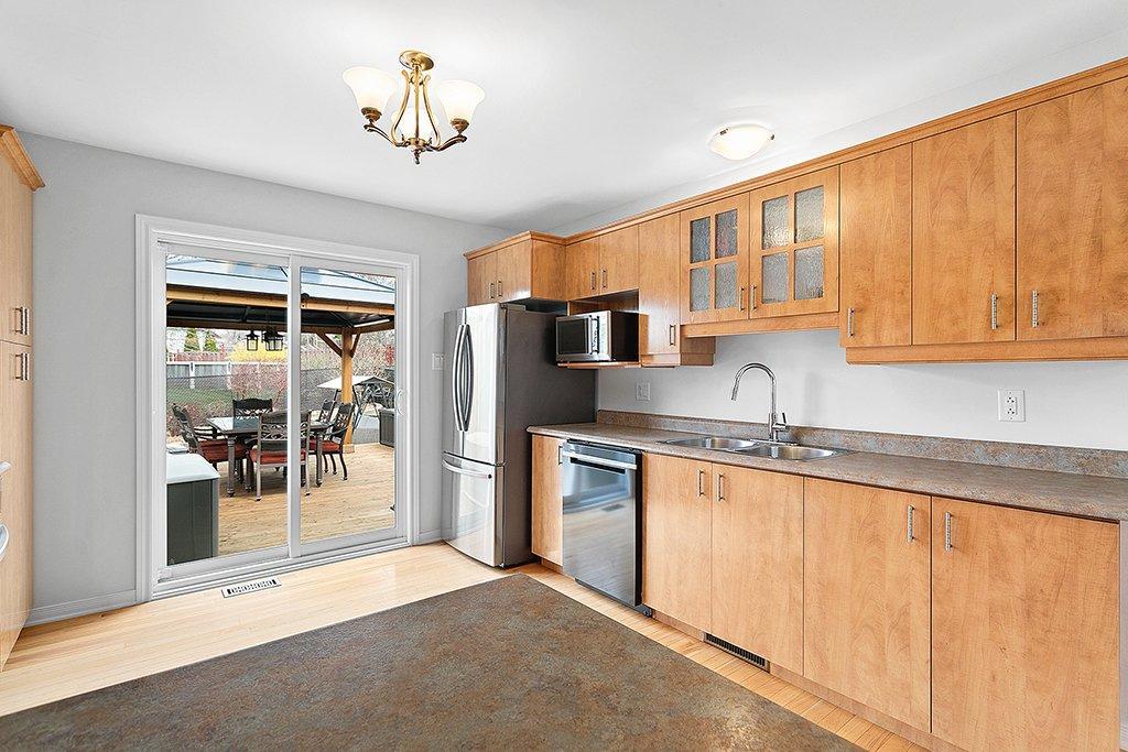 









81


Rue du Verger

,
Gatineau (Aylmer),




QC
J9J3X4

