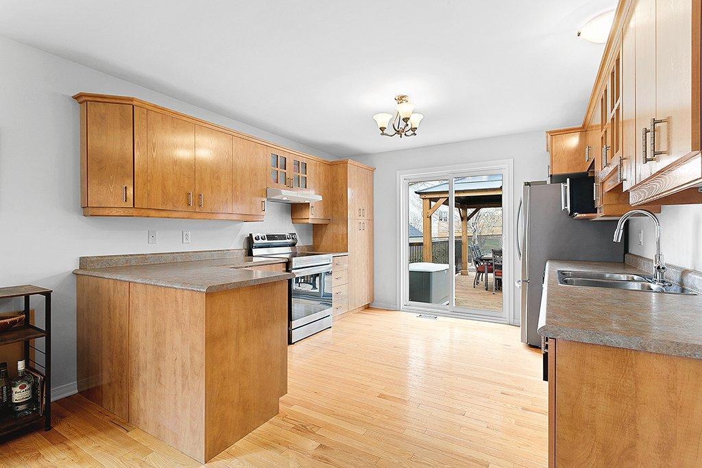 









81


Rue du Verger

,
Gatineau (Aylmer),




QC
J9J3X4

