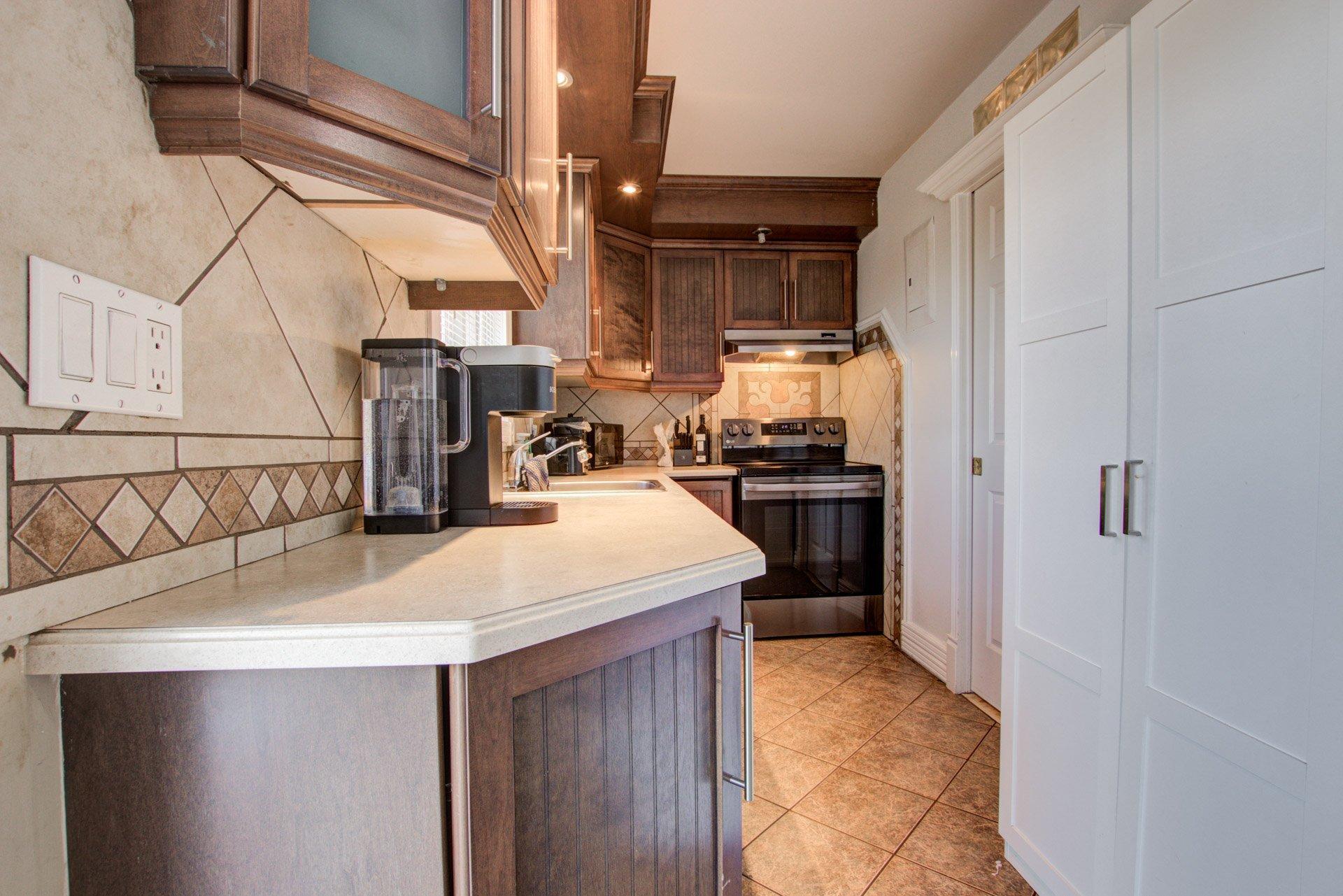 









189

 - 191


Rue Michel-Messier

,
Varennes,




QC
J3X1A5

