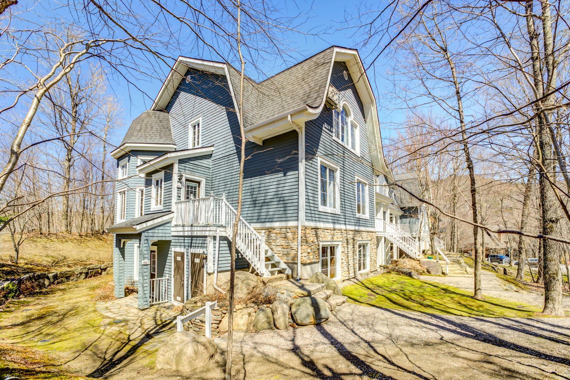 









102


Ch. des Quatre-Sommets

, 10,
Mont-Tremblant,




QC
J8E1C6

