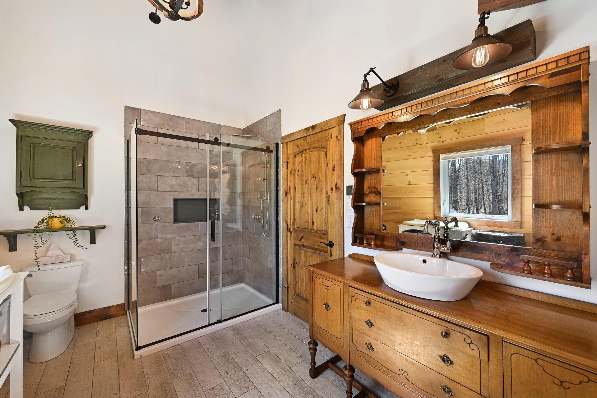 









251


Ch. du Pinacle

,
Frelighsburg,




QC
J0J1C0

