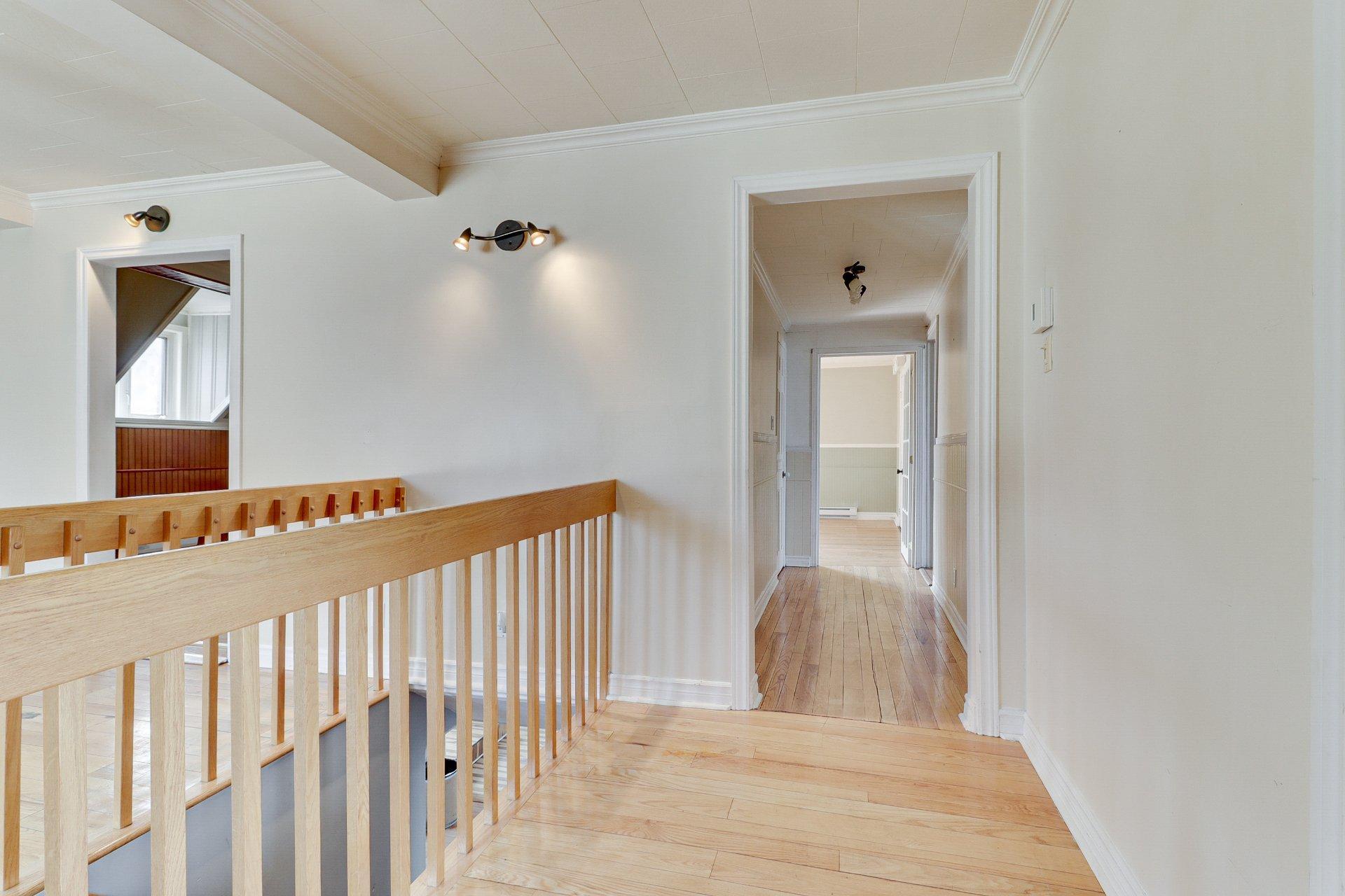 









43


5e Avenue

,
Laval (Auteuil),




QC
H7H2J4


