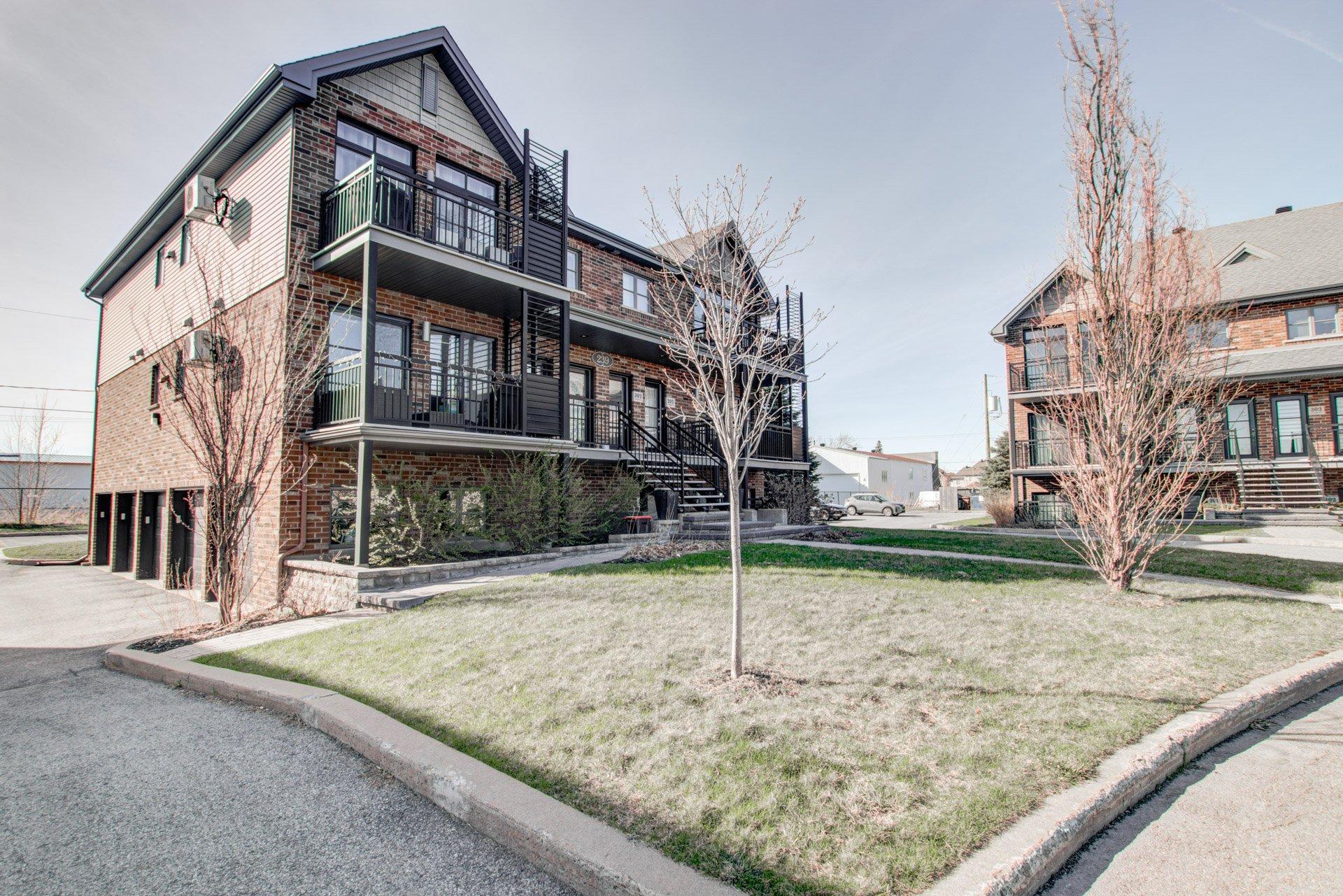 









239


Rue du Géranium

, 102,
Saint-Constant,




QC
J5A0C8

