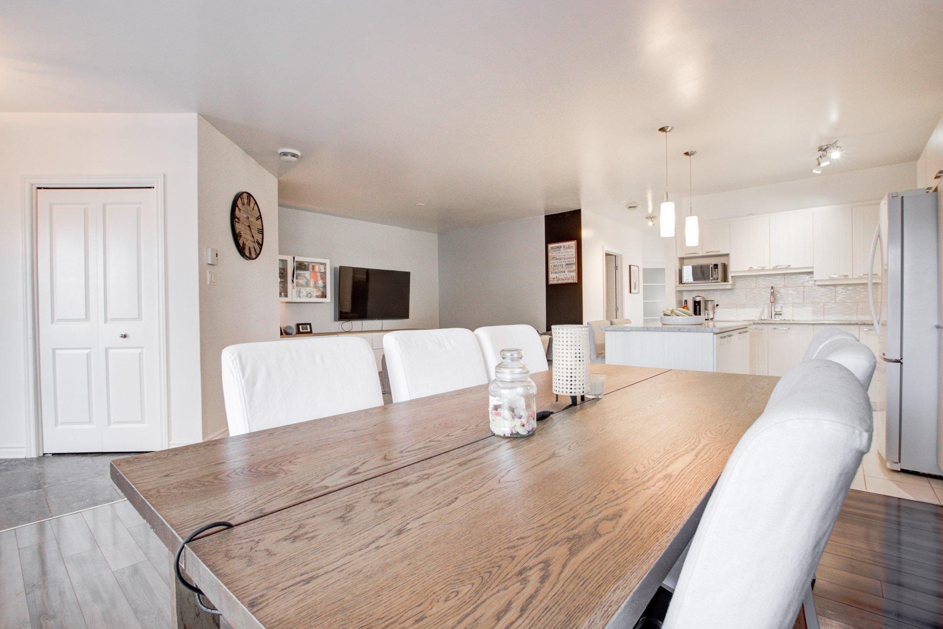 









239


Rue du Géranium

, 102,
Saint-Constant,




QC
J5A0C8

