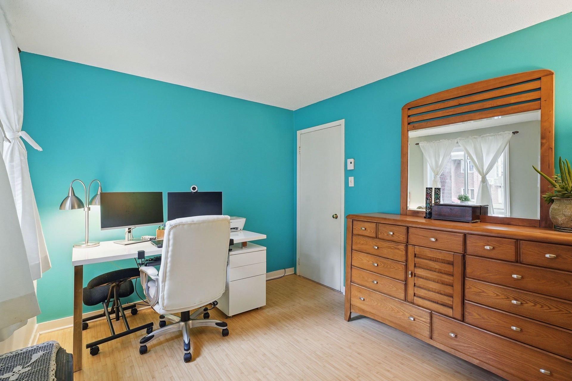 









15


Imp. de la Roseraie

, 4,
Gatineau (Hull),




QC
J9A2S3

