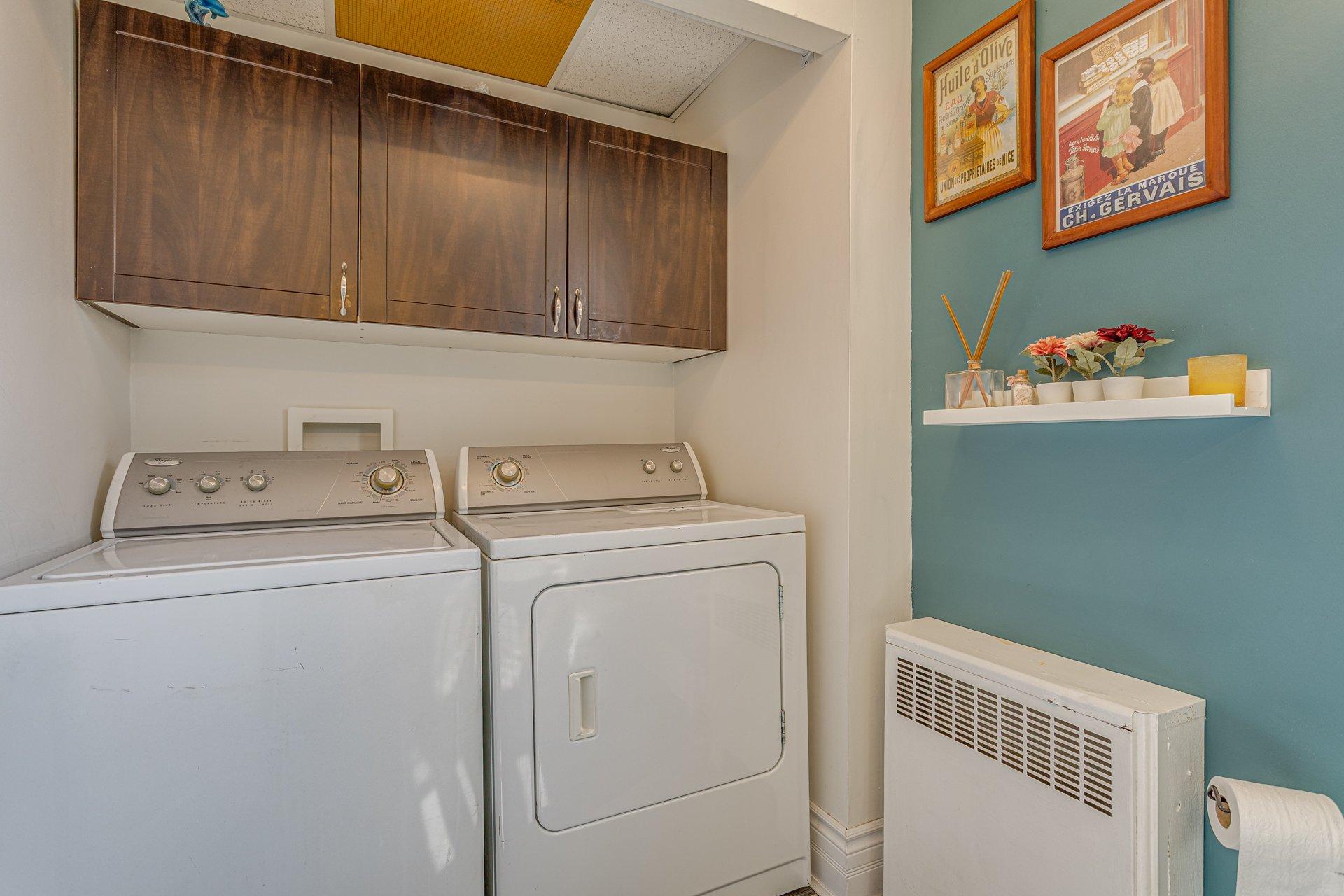 









439


Rue de Monseigneur-Courchesne

,
Nicolet,




QC
J3T1C8


