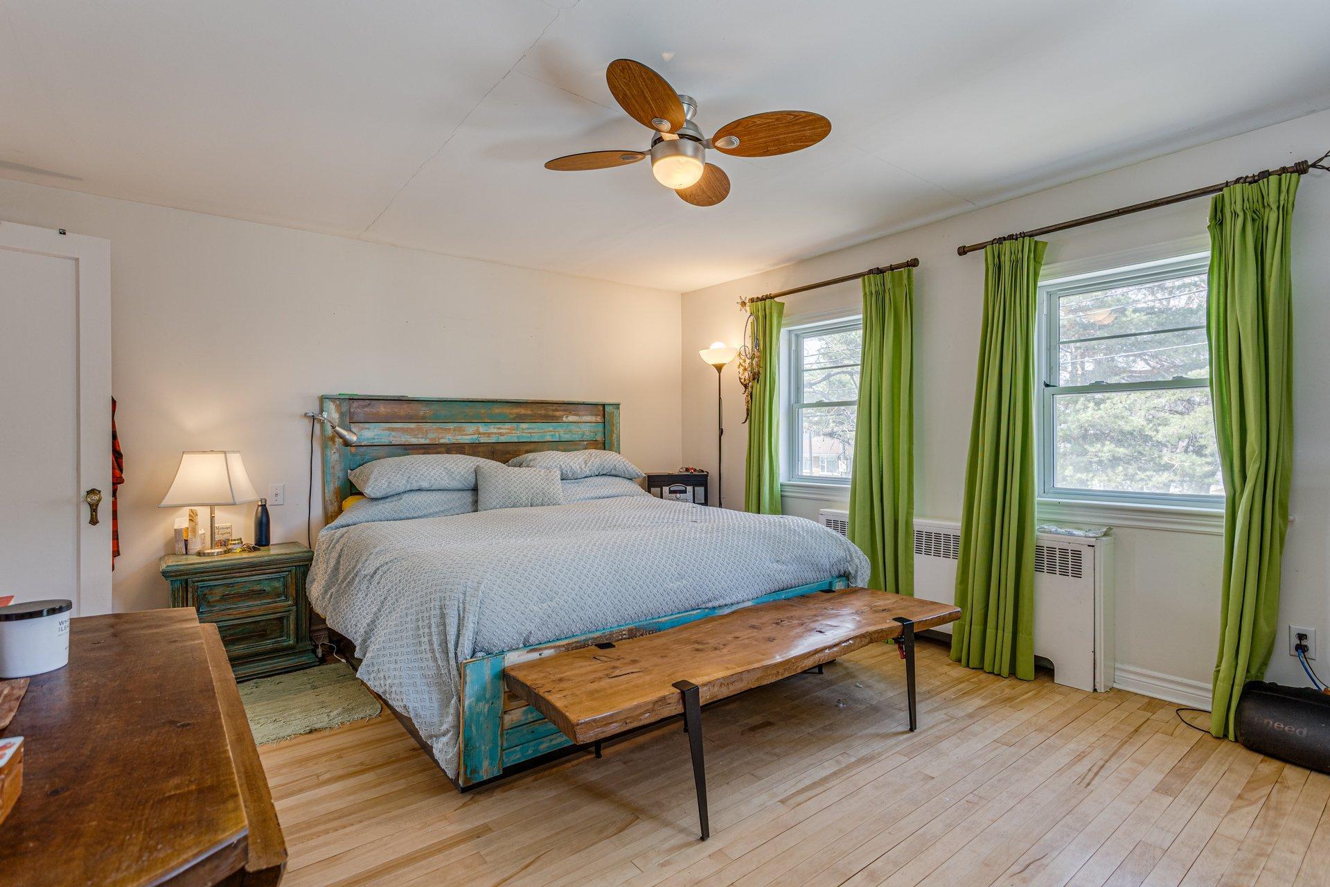 









439


Rue de Monseigneur-Courchesne

,
Nicolet,




QC
J3T1C8

