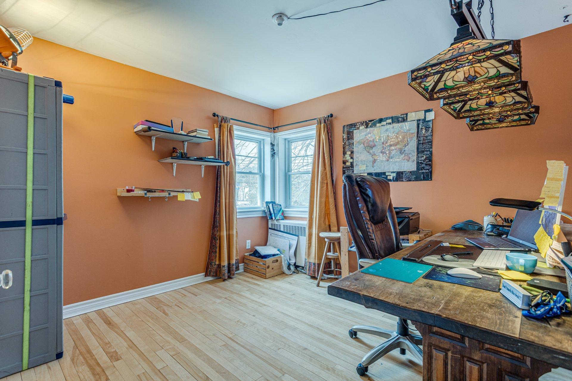 









439


Rue de Monseigneur-Courchesne

,
Nicolet,




QC
J3T1C8

