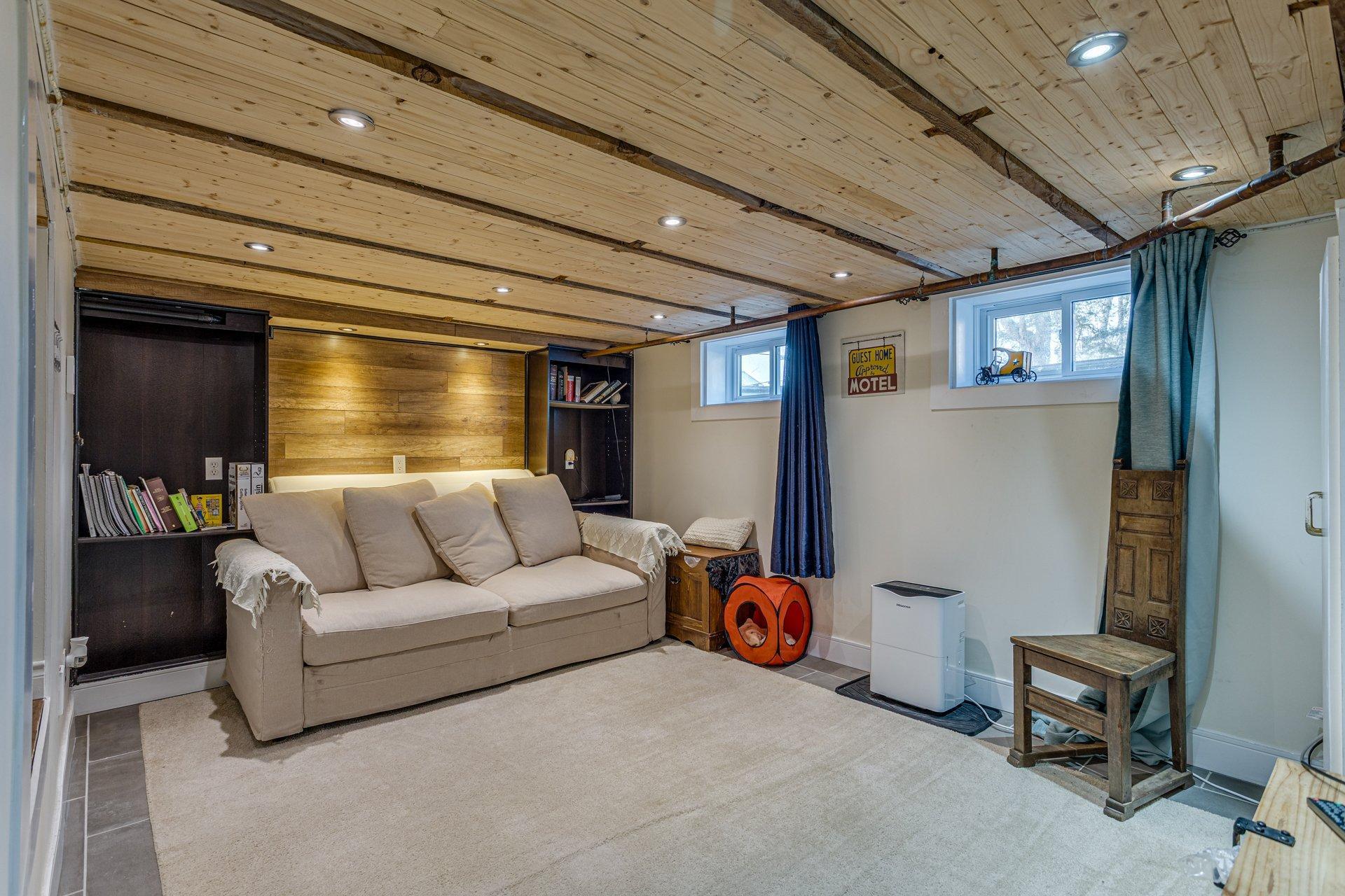 









439


Rue de Monseigneur-Courchesne

,
Nicolet,




QC
J3T1C8

