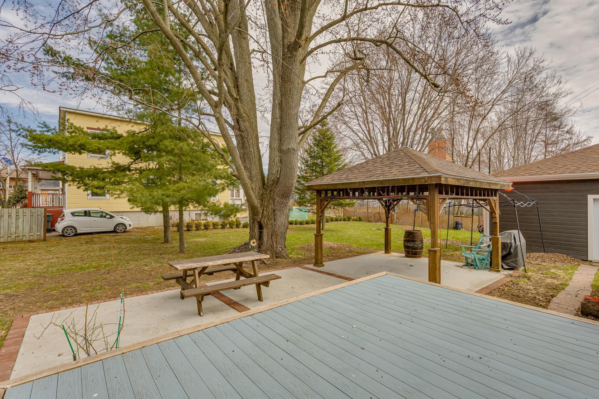









439


Rue de Monseigneur-Courchesne

,
Nicolet,




QC
J3T1C8


