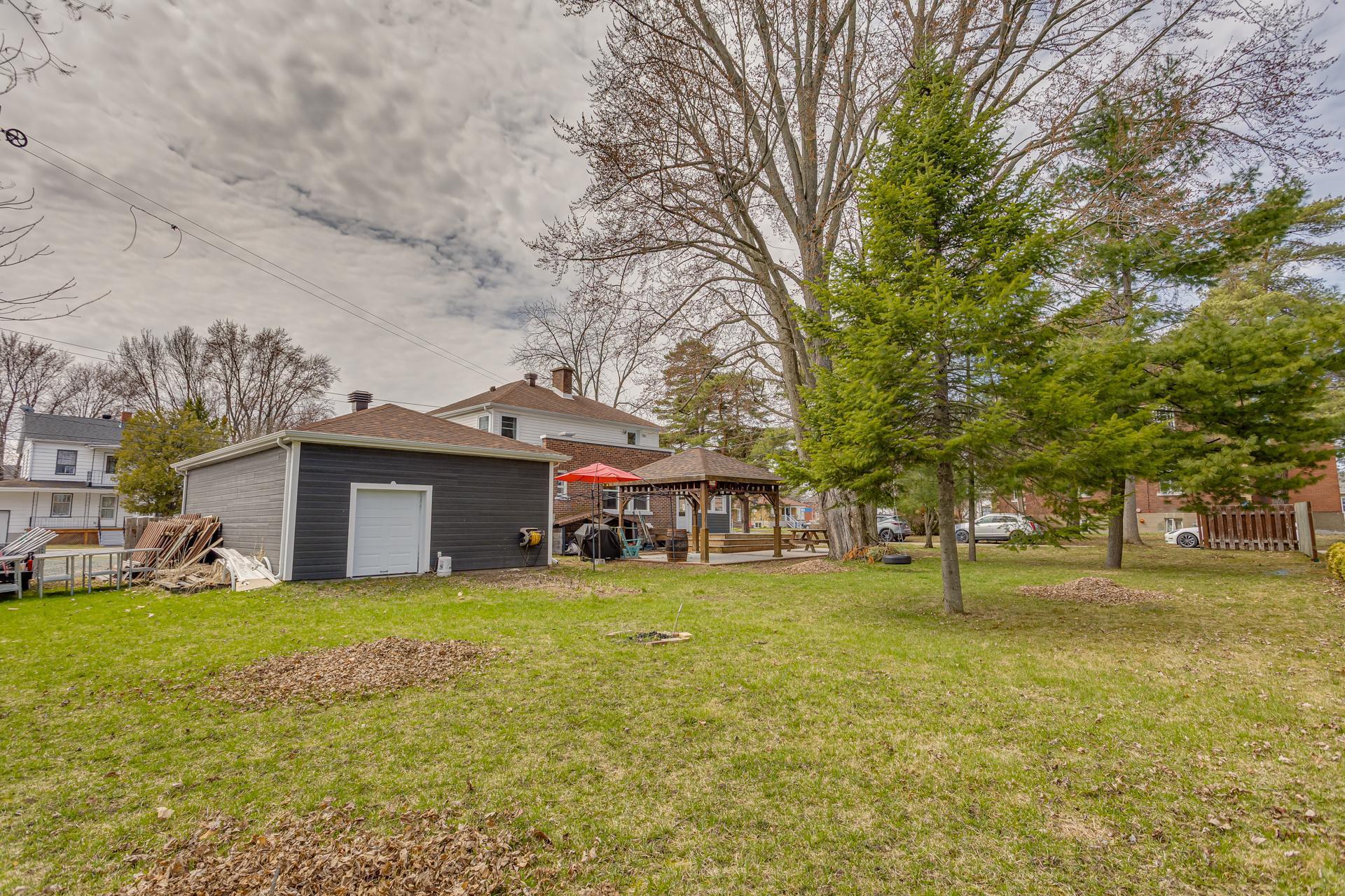 









439


Rue de Monseigneur-Courchesne

,
Nicolet,




QC
J3T1C8

