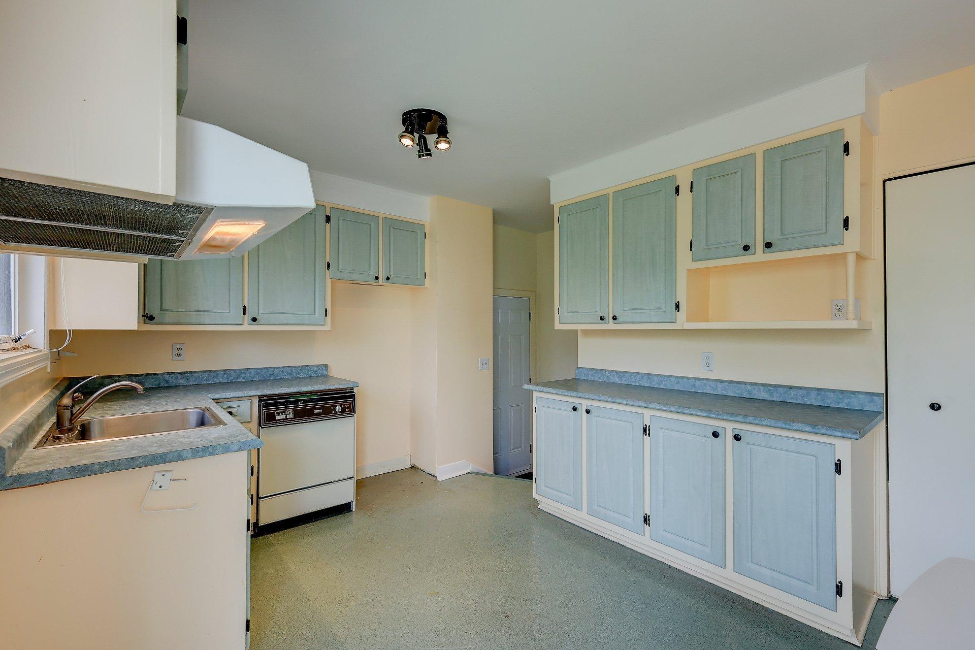 









95


Rue de Vimy

,
Saint-Bruno-de-Montarville,




QC
J3V2K9

