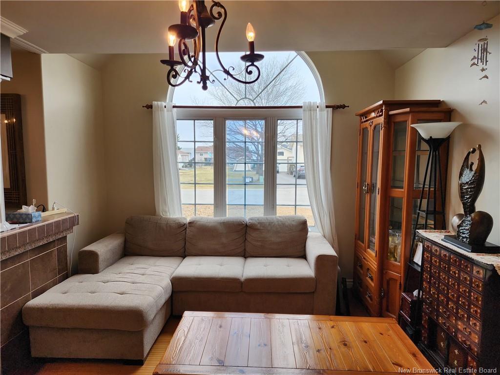 









875


Roussy

,
Bathurst,




NB
E2A 4W5

