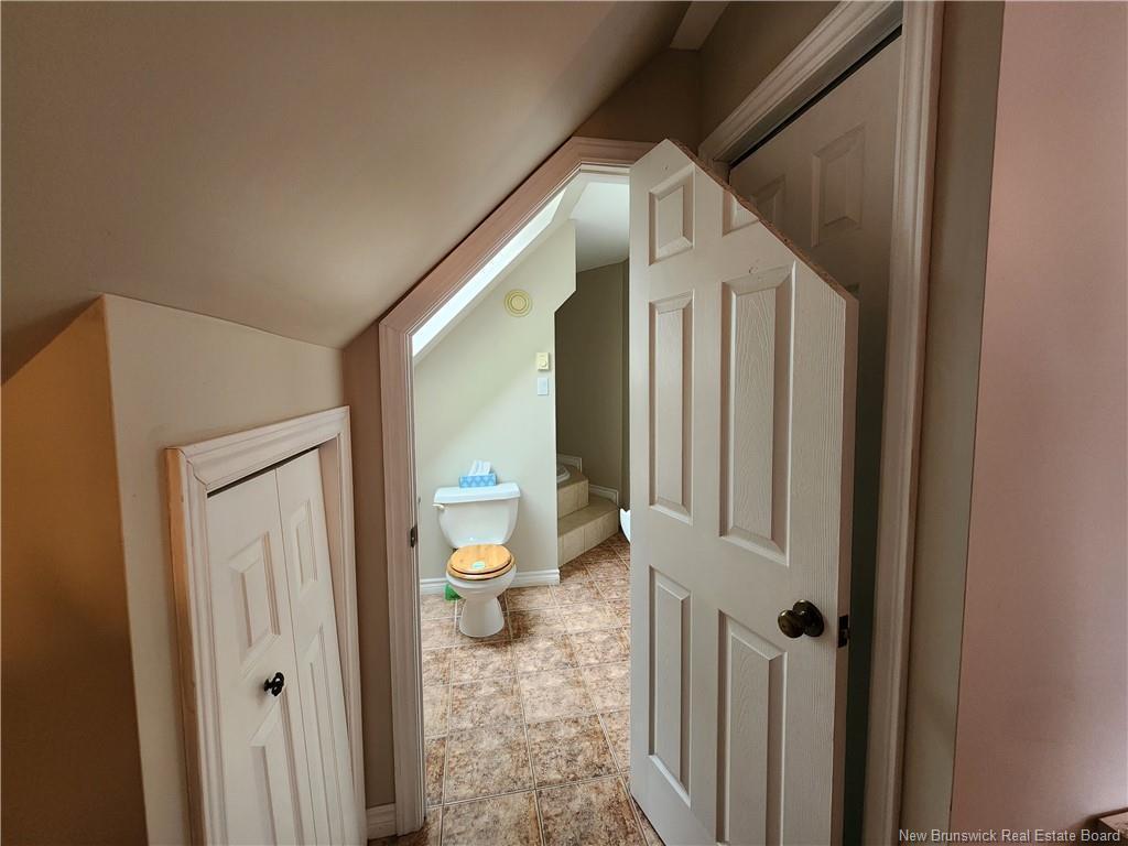 









875


Roussy

,
Bathurst,




NB
E2A 4W5

