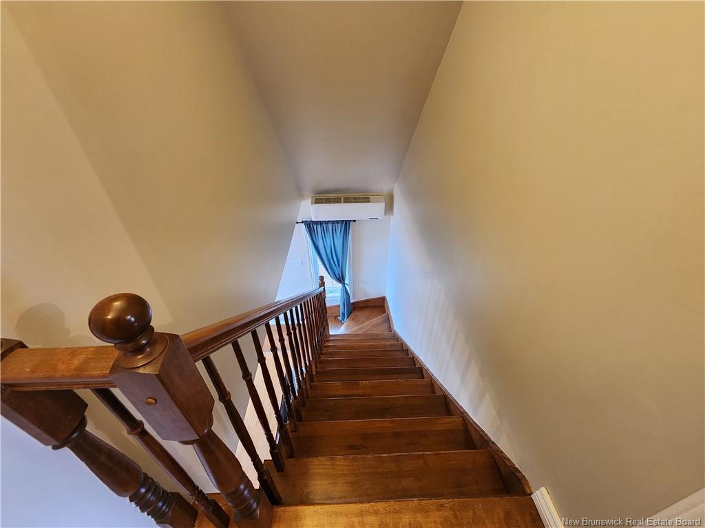 









875


Roussy

,
Bathurst,




NB
E2A 4W5

