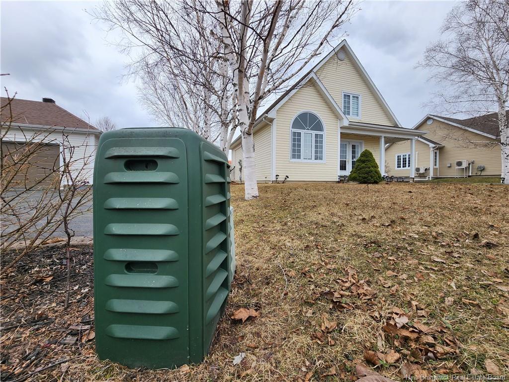 









875


Roussy

,
Bathurst,




NB
E2A 4W5

