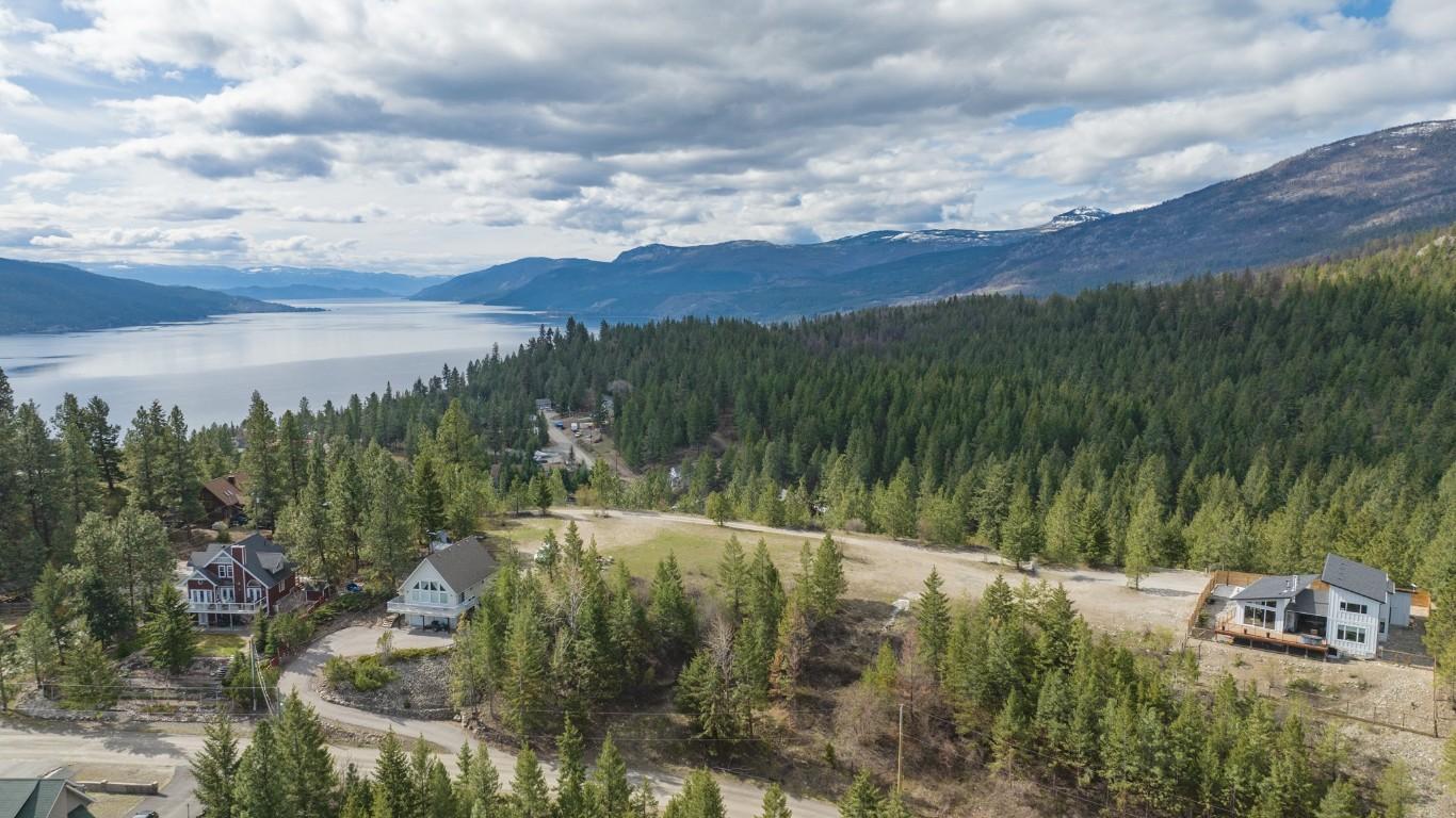 









Lot 232


lakewood

Road,
Vernon,







BC
V1H 2B9

