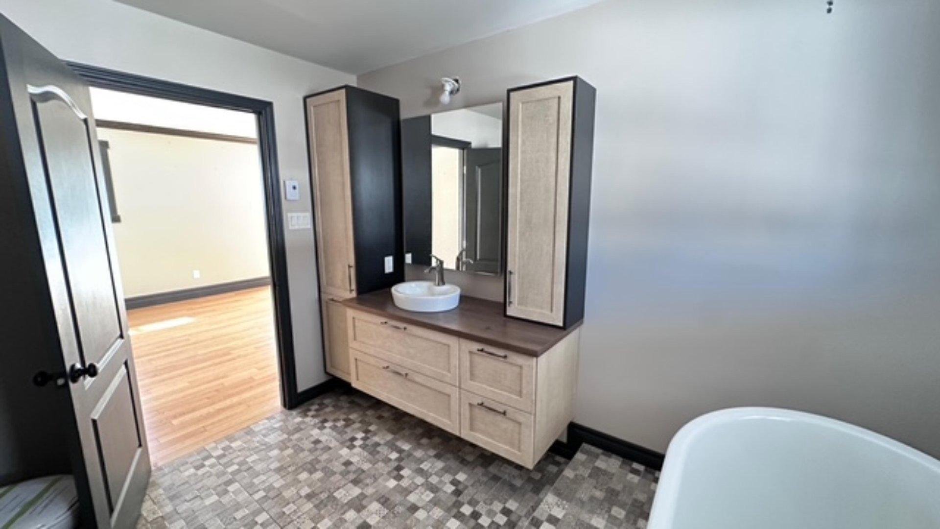 









14


Place Dorion

,
Sorel-Tracy,




QC
J3P5R7

