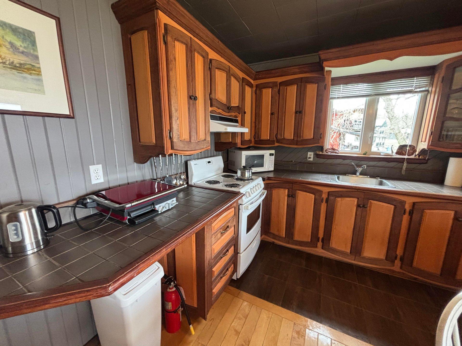 









35


Ch. Whitefish

,
Gracefield,




QC
J0X1W0

