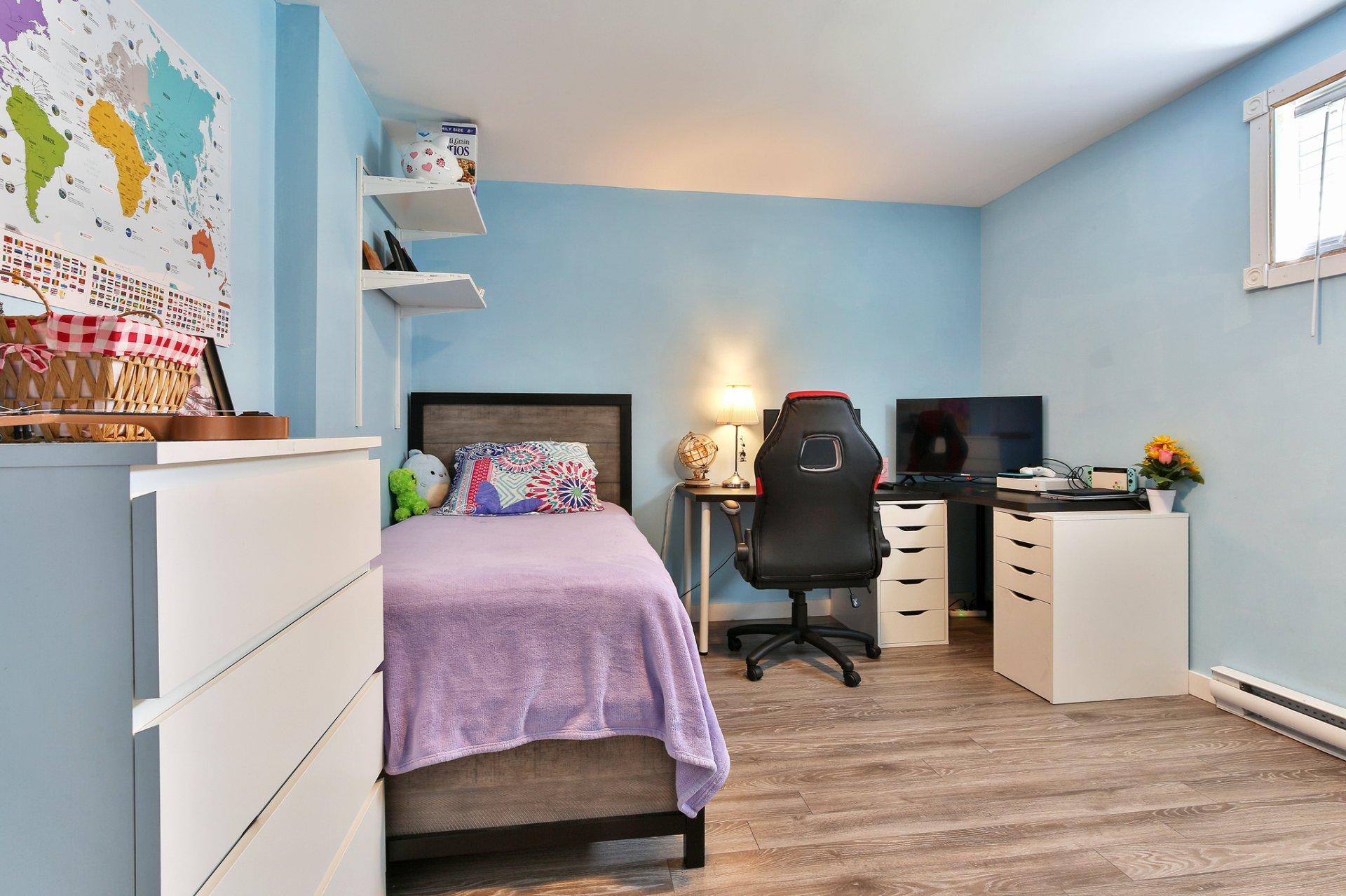 









589


Av. Henri-Lamoureux

,
Saint-Jean-sur-Richelieu,




QC
J2X5K2

