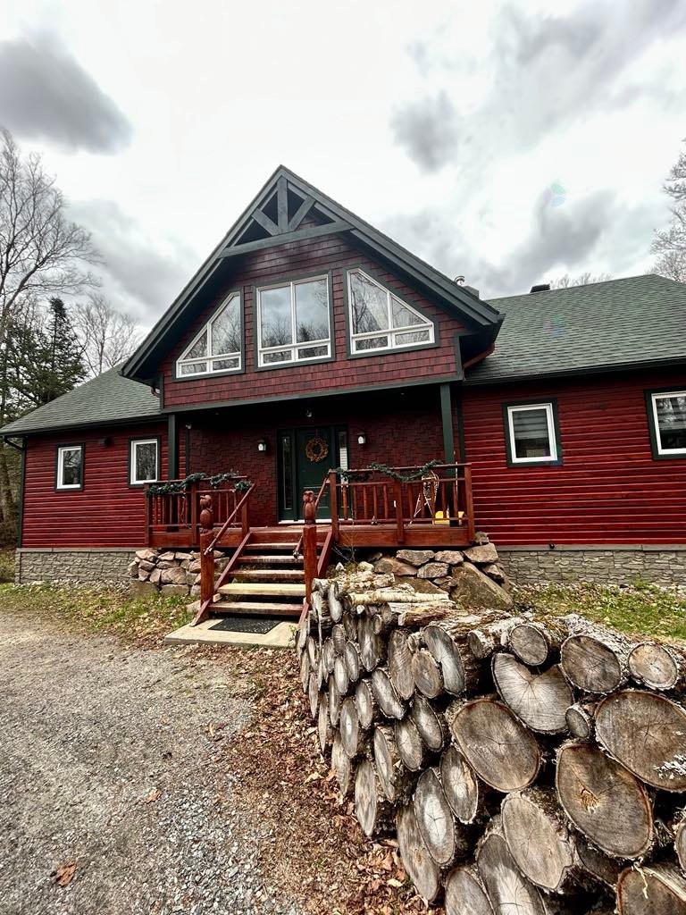 









21


Imp. des Grands-Montets

,
Lac-Supérieur,




QC
J0T1P0

