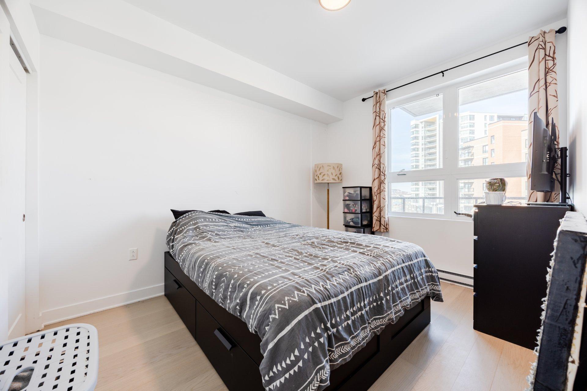 









7070


Boul. Newman

, 407,
Montréal (LaSalle),




QC
H8N0K1

