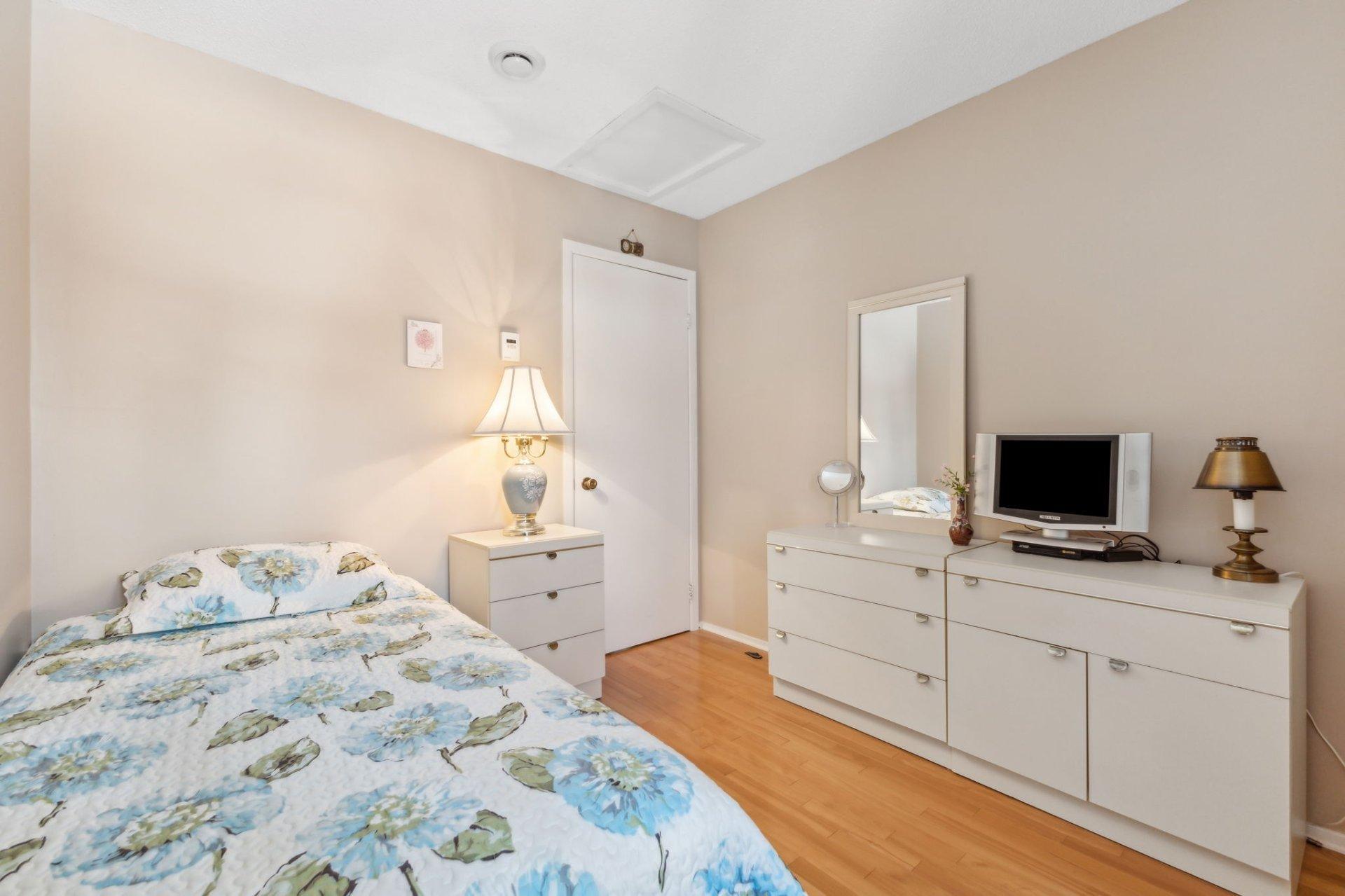 









197


Rue du Mont-Luc

,
Gatineau (Gatineau),




QC
J8V2B5

