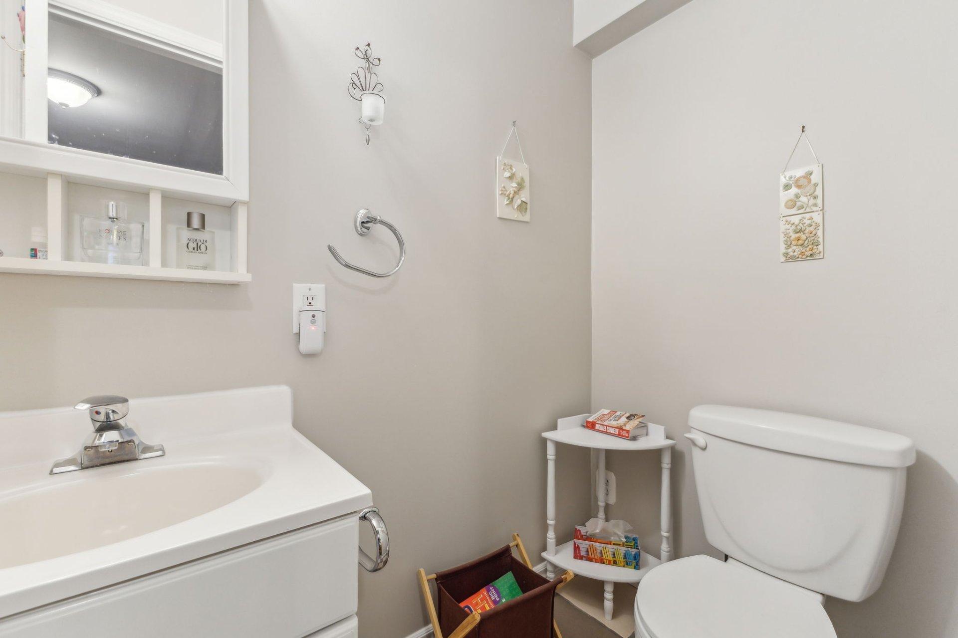 









197


Rue du Mont-Luc

,
Gatineau (Gatineau),




QC
J8V2B5

