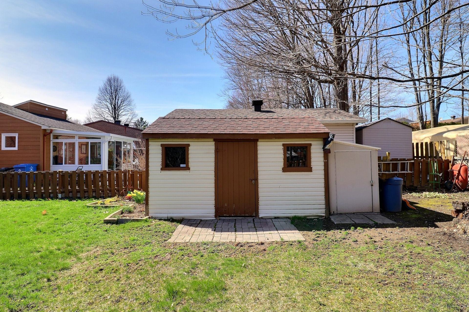 









197


Rue du Mont-Luc

,
Gatineau (Gatineau),




QC
J8V2B5

