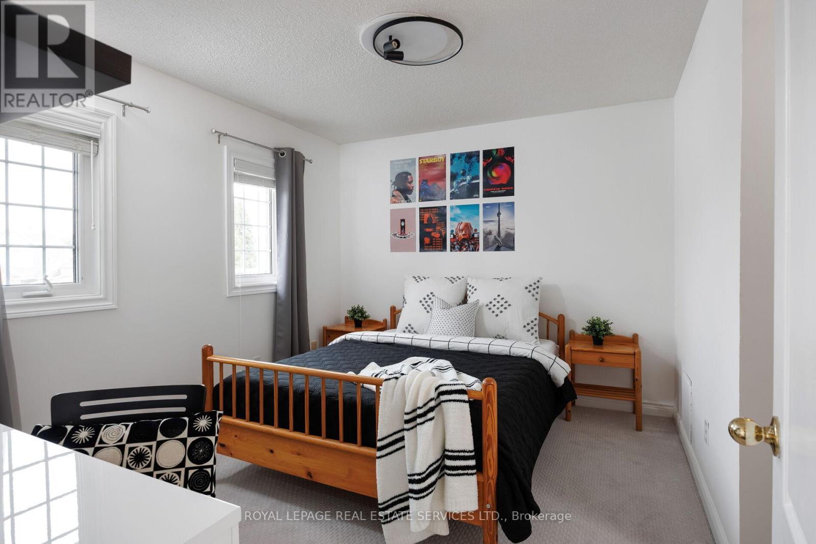 












1061 SUMMIT RIDGE DRIVE

,
Oakville,




Ontario
L6M3K9

