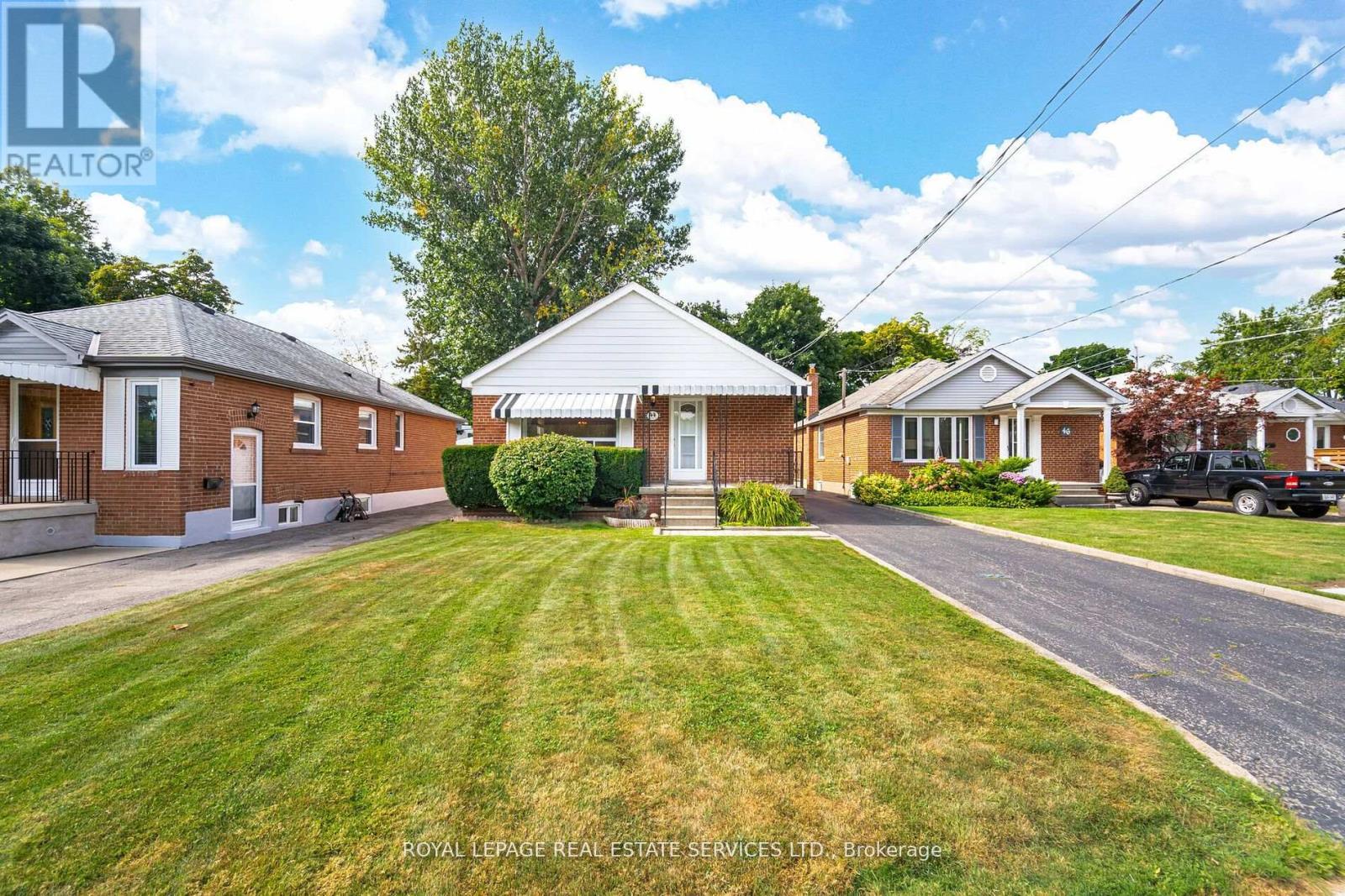 












44 MAPLE AVENUE N

,
Mississauga,




Ontario
L5H2S1

