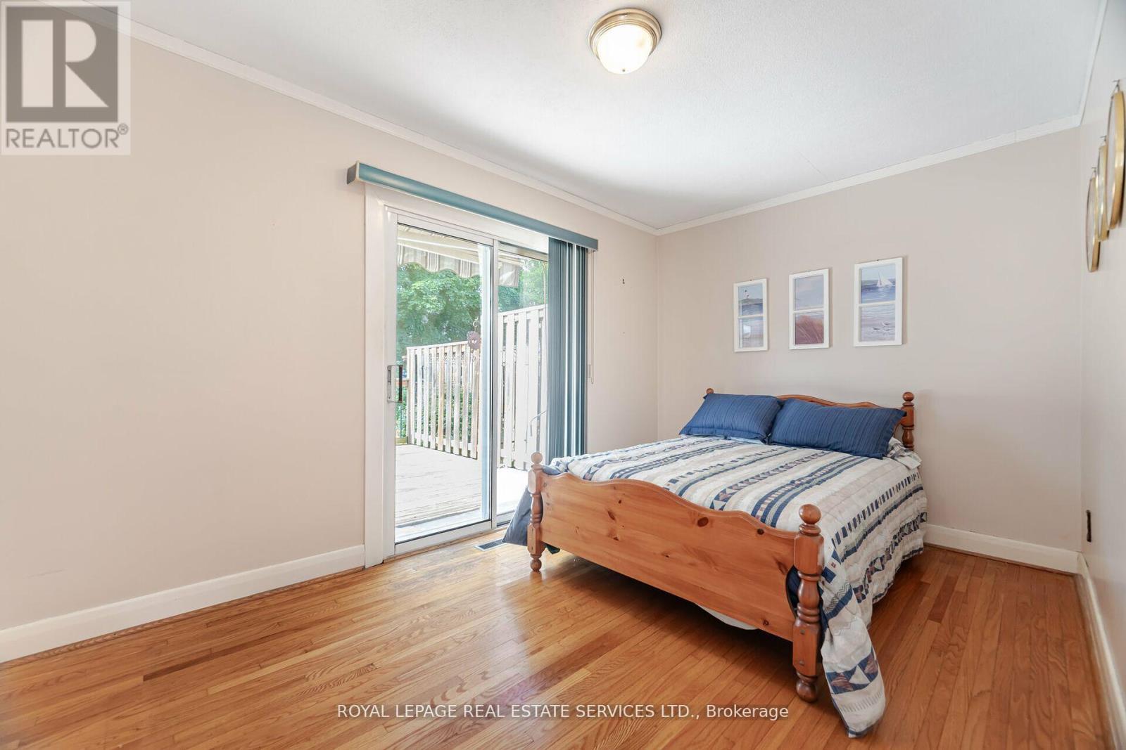 












44 MAPLE AVENUE N

,
Mississauga,




Ontario
L5H2S1

