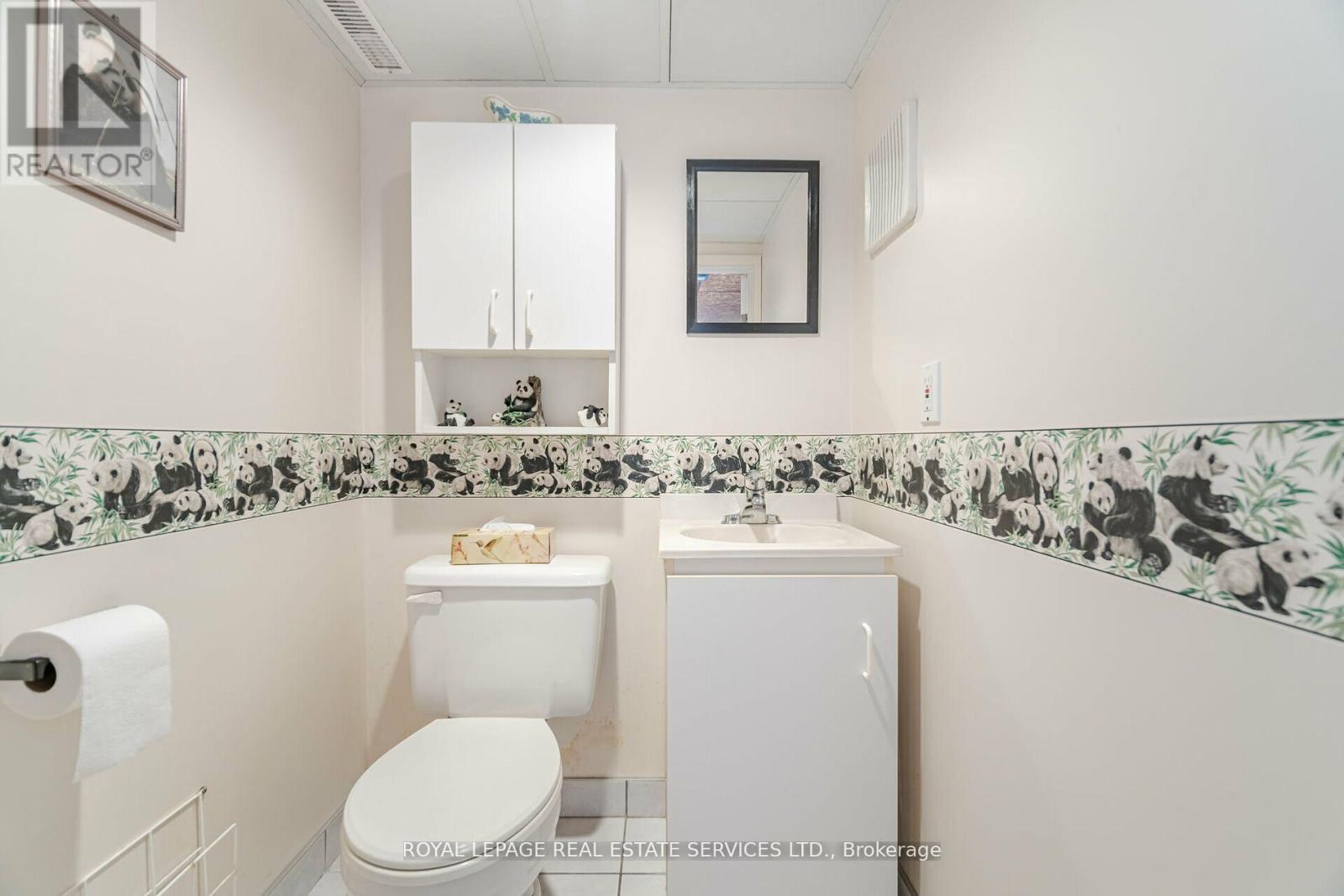 












44 MAPLE AVENUE N

,
Mississauga,




Ontario
L5H2S1

