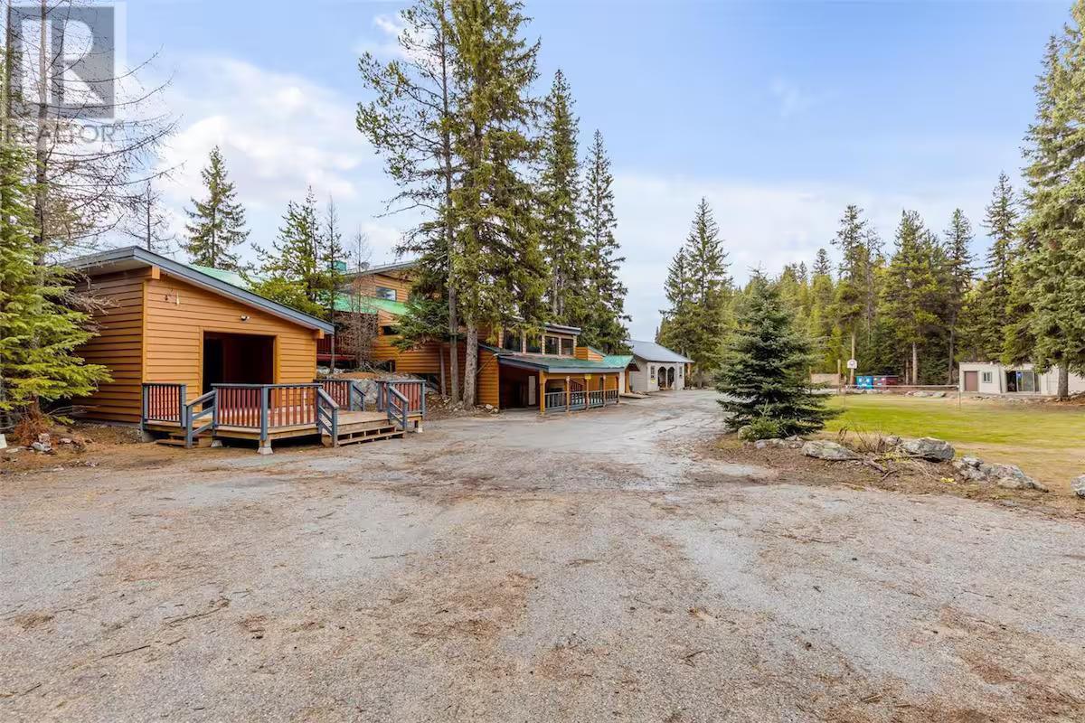 












800 Idabel Lake Road Unit# 8

,
Kelowna,




British Columbia
V1Y6H3


