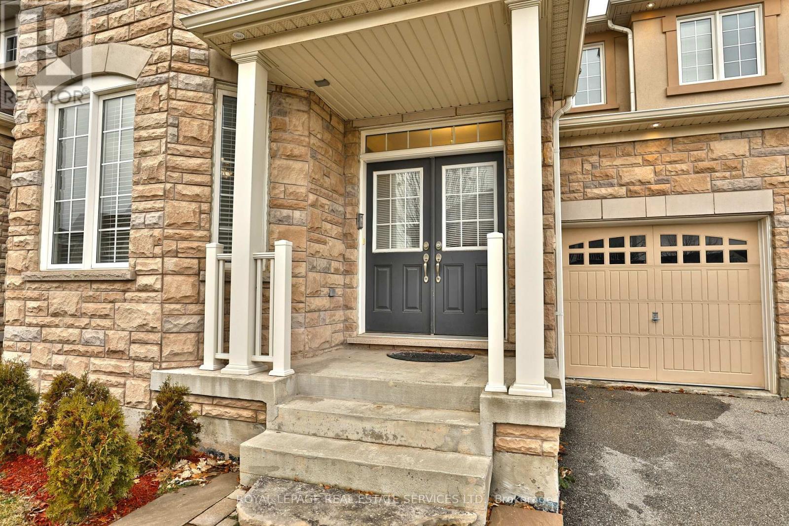 












2383 CALLOWAY DRIVE

,
Oakville,




Ontario
L6M0C1

