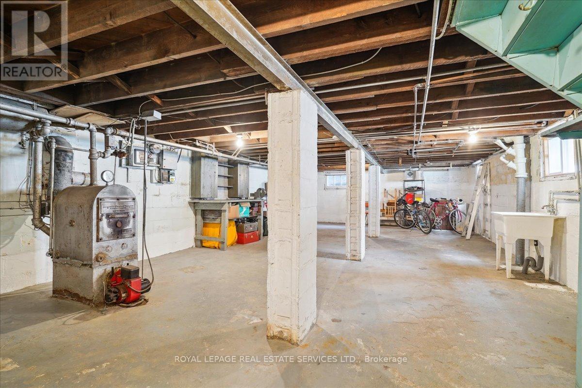 












26 ELMA STREET

,
Toronto,




Ontario
M8V1X8

