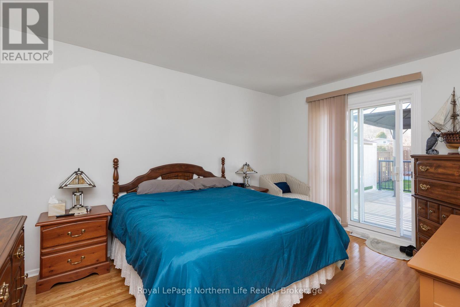 












2091 MCKEOWN AVENUE

,
North Bay (Widdifield),




Ontario
P1B7N8


