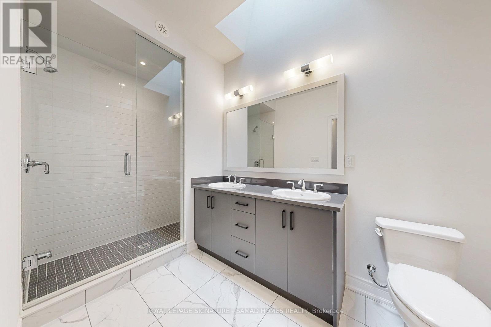 












155 - 55 LUNAR CRESCENT

,
Mississauga,




Ontario
L5M2R4

