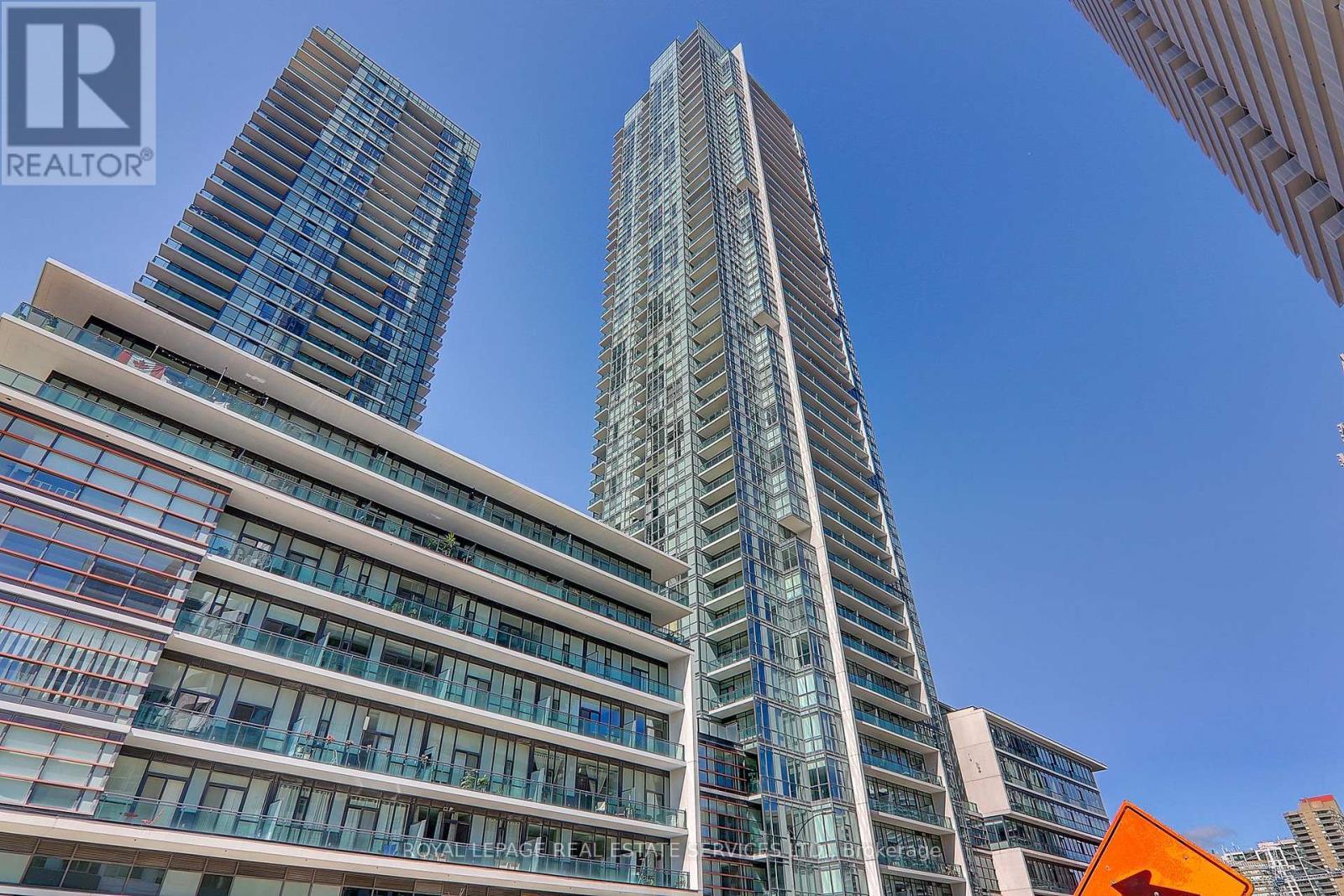 












1404 - 4070 CONFEDERATION PARKWAY

,
Mississauga,




Ontario
L5B0E9

