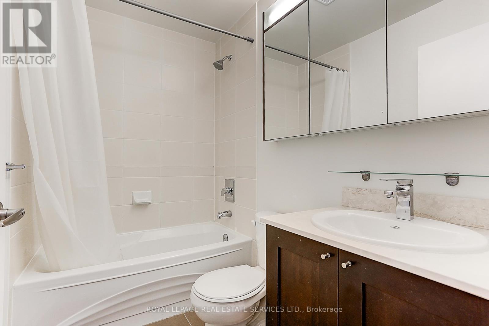 












1404 - 4070 CONFEDERATION PARKWAY

,
Mississauga,




Ontario
L5B0E9

