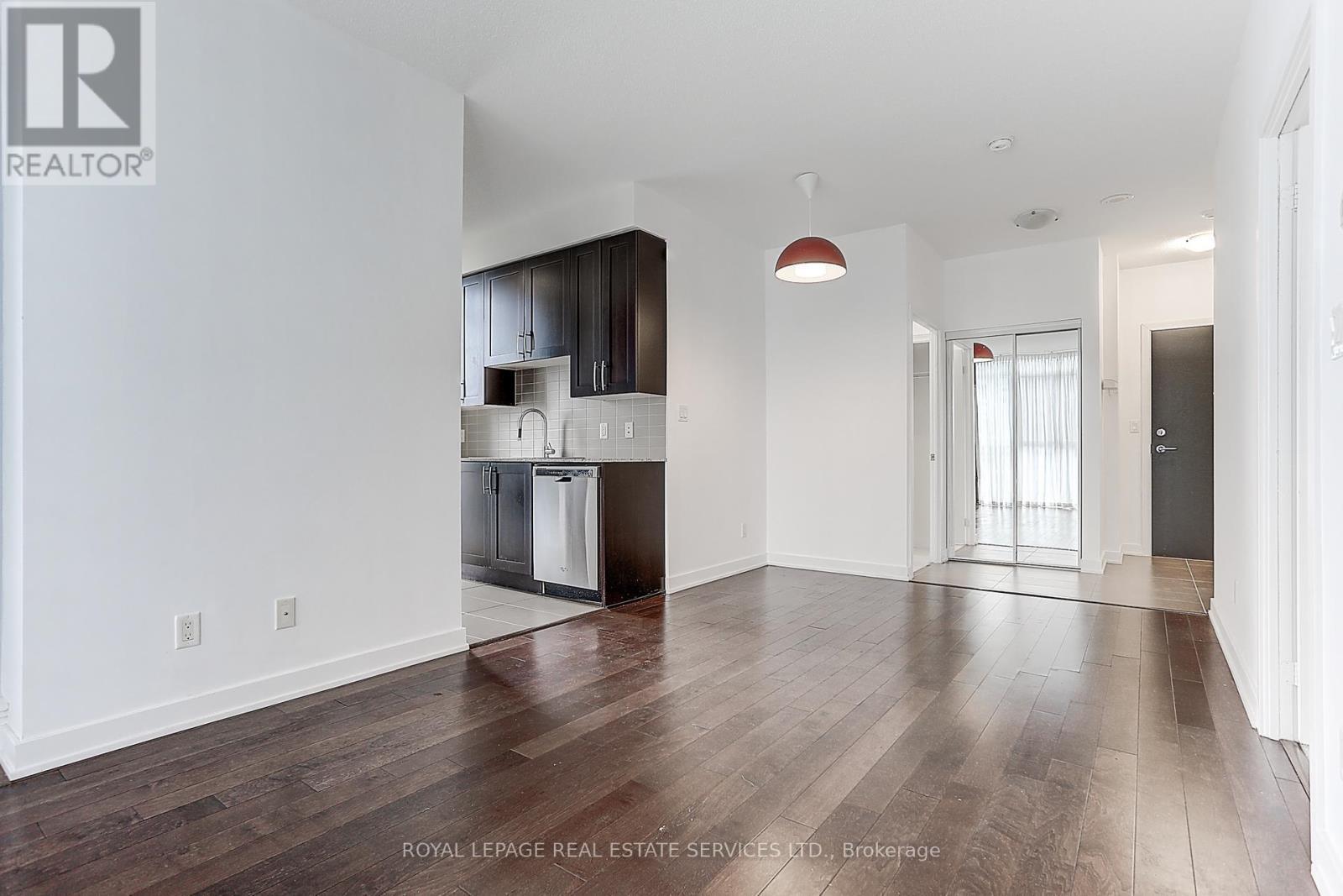 












1404 - 4070 CONFEDERATION PARKWAY

,
Mississauga,




Ontario
L5B0E9

