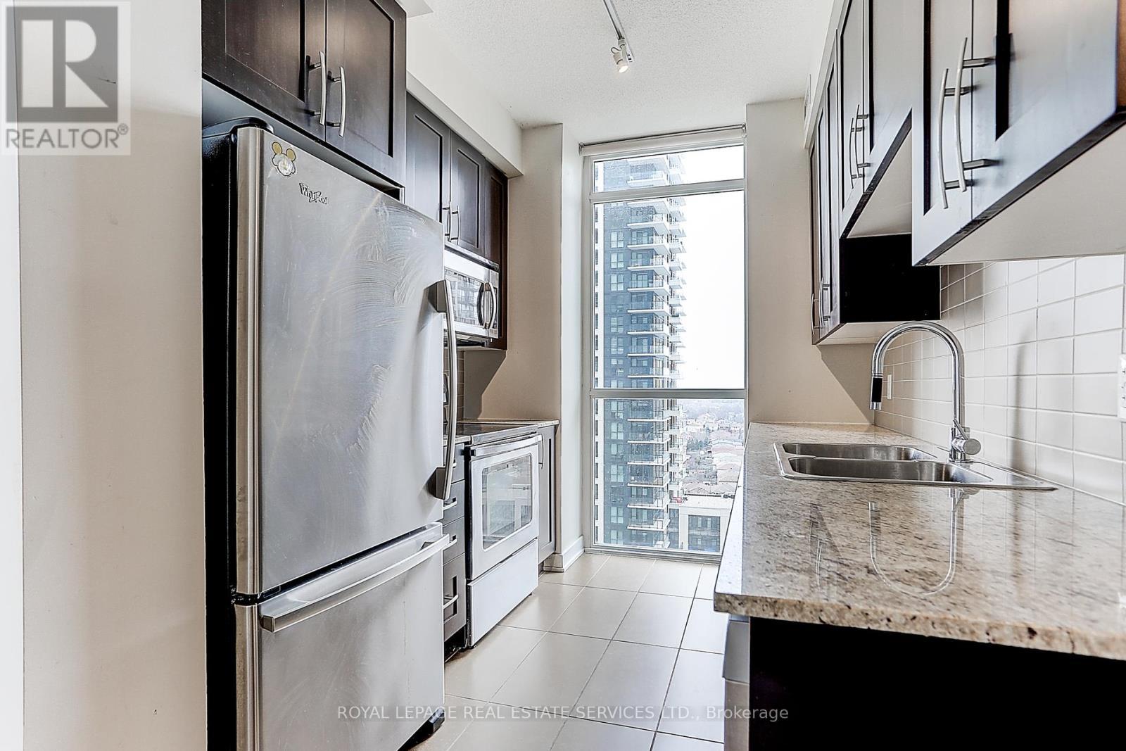 












1404 - 4070 CONFEDERATION PARKWAY

,
Mississauga,




Ontario
L5B0E9

