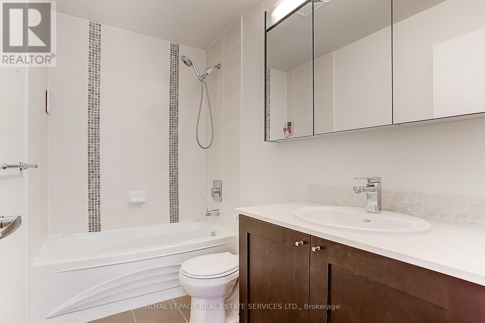 












1404 - 4070 CONFEDERATION PARKWAY

,
Mississauga,




Ontario
L5B0E9

